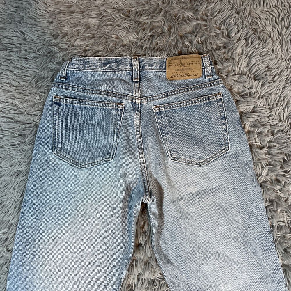 Vintage Eddie Bauer Women’s Jeans Size 4 Straight Leg Mid Rise 90s Light Wash